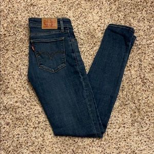 Levi’s 711 Skinny Jeans